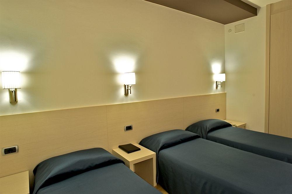 Sam Hotel Monfalcone Extérieur photo