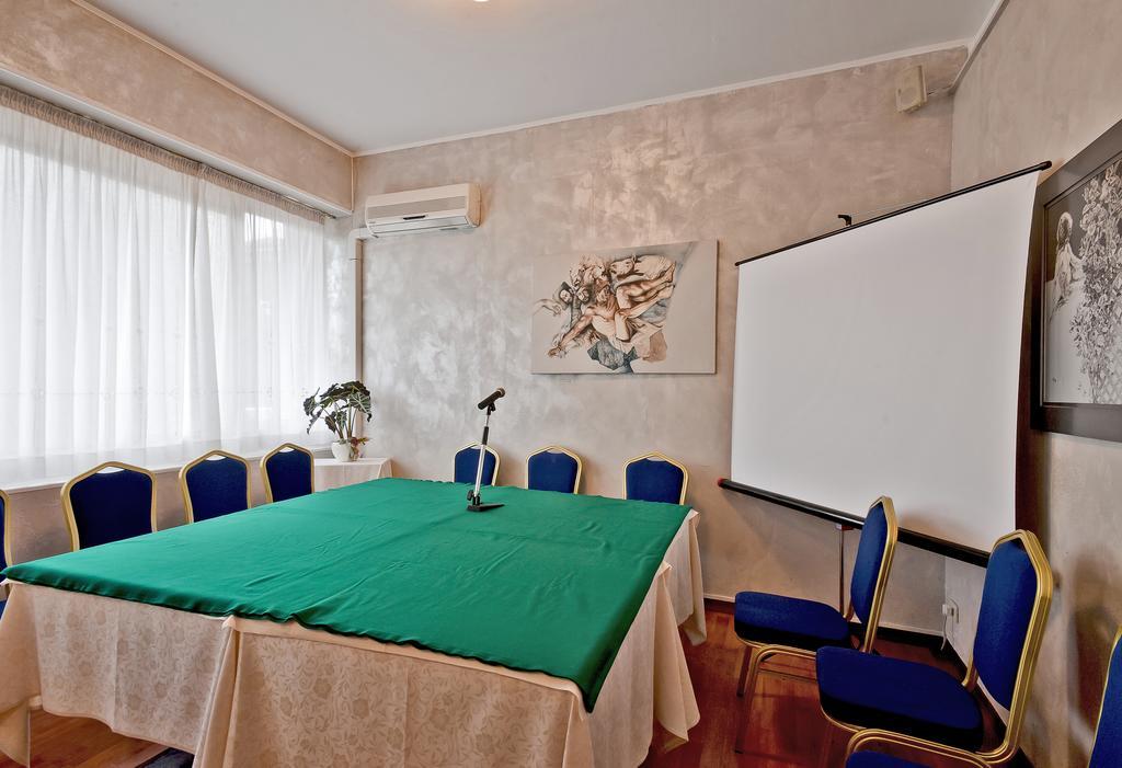 Sam Hotel Monfalcone Extérieur photo
